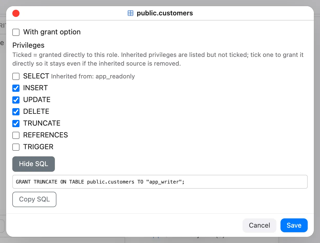 The Edit Privileges dialog with the SQL preview